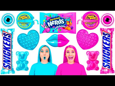 Видео: Розовая Еда vs Голубая Еда Челлендж | Эпичная Битва с Едой от TeenChallenge