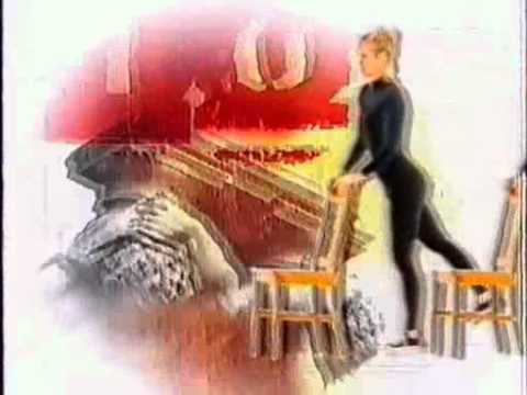 Видео: Клавдия Шиффер ноги.avi
