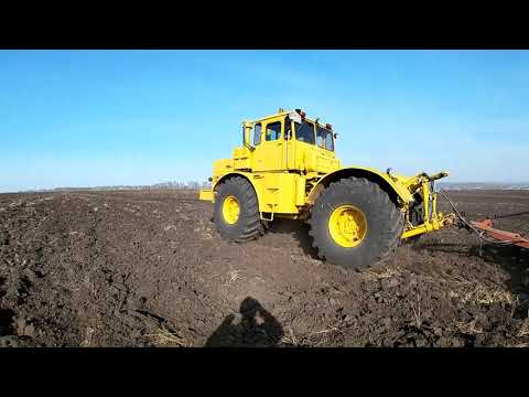 Видео: Трактор Кировец К-700А.БДМ 6х4.Разбиваем пласты