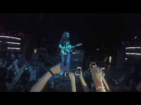 Видео: Валентин Стрыкало - Подворотня мой дом