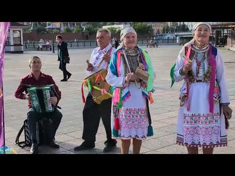 Видео: Выступление народного фольклорного ансамбля Ушанлык.