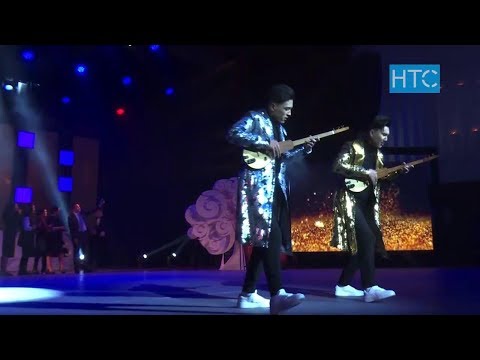 Видео: Назбек Кенчинбаев, Дастан Кенчинбаев «Попурри» / Санжыра сыйлыгы – 2019 / НТС