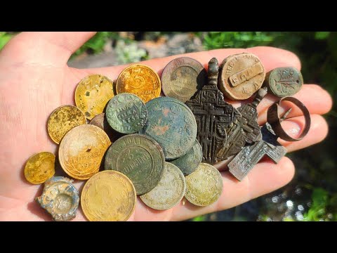 Видео: Коп монет на дороге.  Нарвался на старый тракт в лесу!