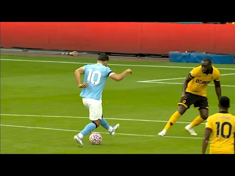 Видео: Каждый раз, когда Райан Черки касается мяча, происходит что-то особенное