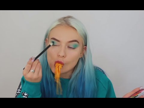 Видео: ЧТО Я ДЕЛАЮ НА КАРАНТИНЕ? (КУШОЮ) | MUKBANG CRINGE