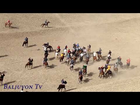 Видео: Бузкаши дар д Тошпулок Бузкаши Махмадрачаб (Эмом)