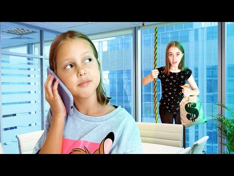 Видео: ГРАБЕЖЪТ НА БЛОГЪР! Приятели на Амелка решили да ограбят дома й