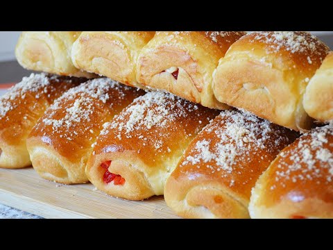 Видео: Сдобные рулетики с вяленой вишней 🍒 | Танюшина кухня