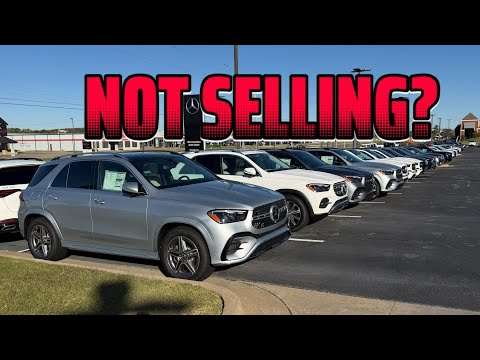 Видео: Дилерский центр Mercedes-Benz полностью заполнен