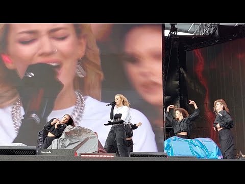 Видео: Mary Gu -Калифорния , Не влюбляйся vk fest (1.07.2023)