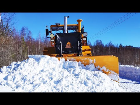 Видео: ТРАКТОР КИРОВЕЦ. ТРАКТОР К 700. МЕТЕЛЬ. УБОРКА СНЕГА. ЧИСТКА СНЕГА.