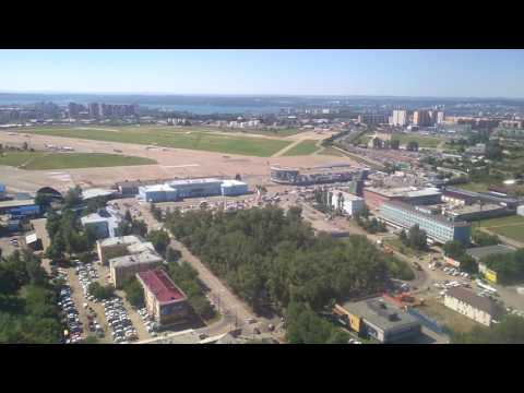 Видео: Заход и посадка в Иркутске