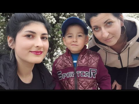 Видео: Пикничок на улице👨‍👦‍👦 встреча с красавчиком 😊фотка за пирожок🥰