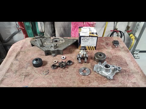 Видео: Ремонт. Замена помпы Honda ST1100 Pan European.