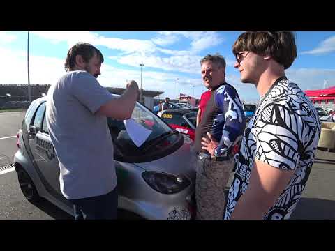 Видео: ШОК!!! Стоковый атмосферный smart fortwo рвёт всех на MoscowRaceWay.