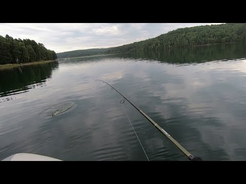 Видео: Рыбалка на заливах Иркутского ВДХР. Лодка РЕКА-340 и мотор ТОХАТСУ-9,8. Покатушки/щука/коптер.