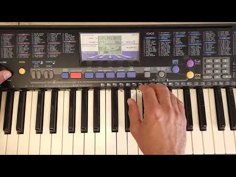 Видео: Музыкальный синтезатор YAMAHA PSR-78 в стиле ретро. Краткий обзор и разборка.