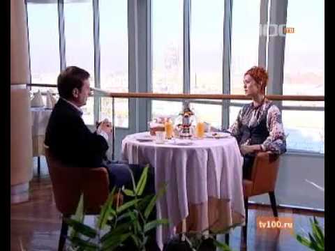 Видео: Завтрак в Петербурге с Ульяной Лопаткиной 2/3