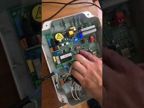 Видео: Привод 414. Программирование платы E045 по упорам