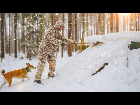 Видео: БОРЬБА С ПЛЕСЕНЬЮ В ЗЕМЛЯНКЕ. ПОКРАСИЛ ПЕЧЬ. ЧУТЬ НЕ ЗАДОХНУЛСЯ ОТ ЕДКОГО ЗАПАХА.