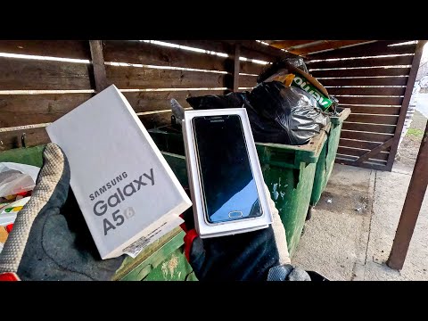 Видео: КАК Я ЗАРАБАТЫВАЮ ЛАЗАЯ ПО МУСОРКАМ | Нашёл Телефон SAMSUNG в мусоре | Dumpster Diving RUSSIA #106