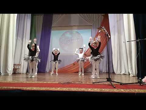 Видео: Танец «Кошка беспородная» (подготовительная группа)
