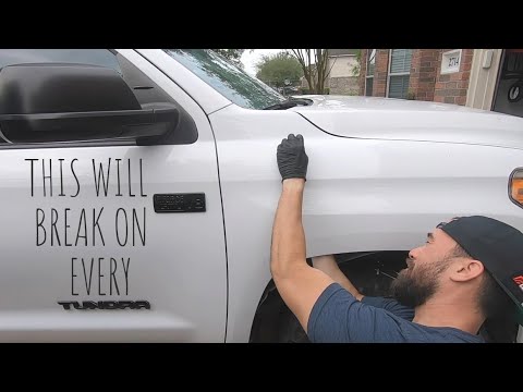 Видео: Это сломается на каждой Toyota Tundra / Уплотнительная заглушка основания антенны