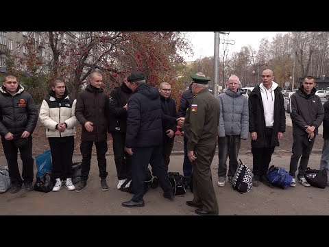 Видео: Первая партия призывников из Новосибирска отправилась на службу // "Новости 49" 15.10.24