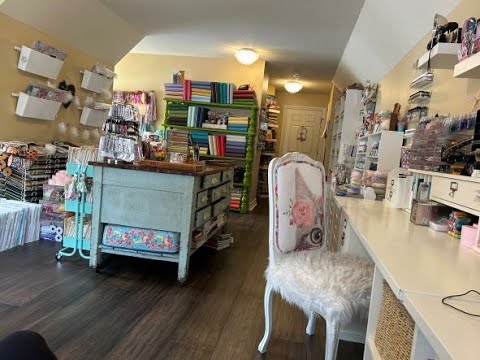 Видео: Мой тур по комнате для творчества «Мечта 2023» — там полно бумаги и канцтоваров!!! 😍🎨🧵🧶😍