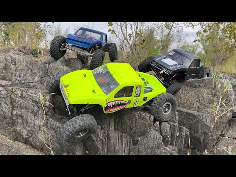 Видео: ТРИ КРАУЛЕРА И КАМНИ😁 #rc #crawler #custom 