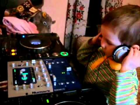 Видео: Чугунный Скороход - Мы выживаем