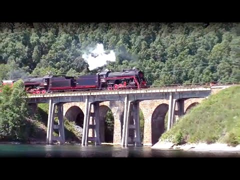 Видео: На лодке через Байкал.