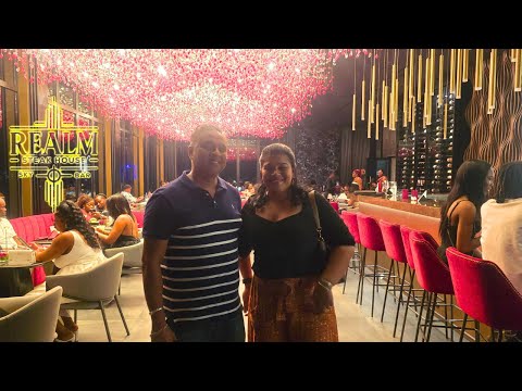 Видео: Отель Kings в Гайане — стейк-хаус Realm и бар Sky — ужин с семьей #еда #путешествия