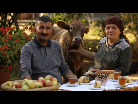 Видео: Кюфта-Бозбаш по Деревенски и Яблочный Штрудель на Костре (Для русского языка включите субтитры)