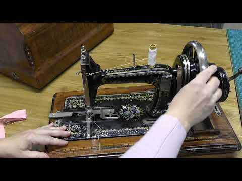 Видео: Старинная швейная машинка   "GRITZNER DURLACH "