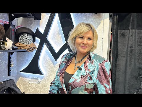 Видео: «ANTIGA COLLECTION» 👑 НОВИНКИ ОСЕННЕ-ЗИМНЕЙ КОЛЛЕКЦИИ 💥КОСТЮМЫ КУРТКИ ПАЛЬТО ЖИЛЕТКИ Часть  2