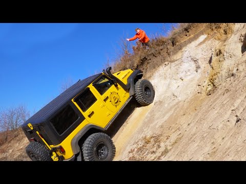 Видео: НИВА против JEEP!!! Засадили...ЗРЕЛИЩНО...