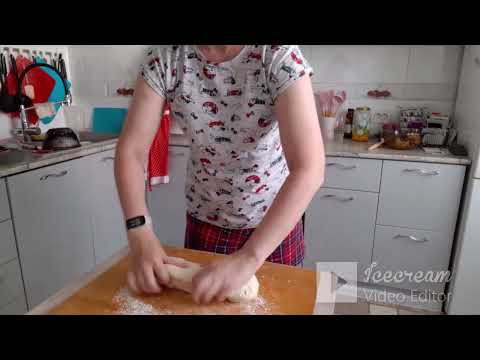 Видео: Лепешки вместо хлеба.