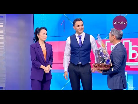 Видео: Актер Дулыға Ақмолданы "Таңғы STUDIO" ұжымы 50 жас мерейтойымен құттықтады