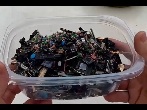 Видео: Как извлечь драгоценные металлы из старых электронных устройств?! 🤔