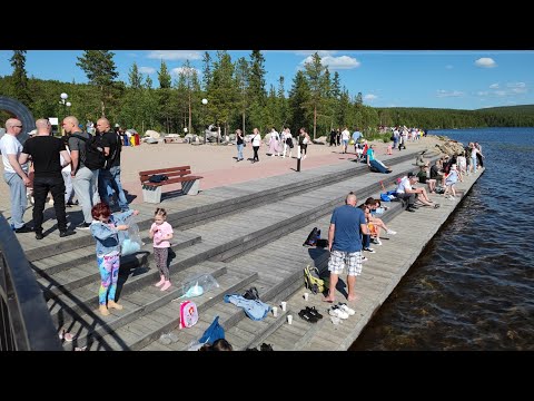 Видео: Прогулка по парку в день празднования города Полярные Зори (2023.06.24)