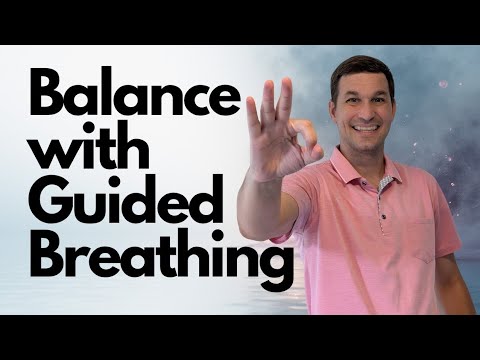 Видео: 3 упражнения для практики осознанного баланса с управляемым дыханием