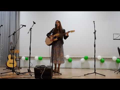 Видео: "Купола"(В.С. Высоцкий) - Мария Жукова