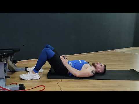 Видео: Как сделать Упругие ягодицы? - Ягодичный мост на полу.