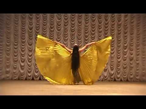 Видео: Танец с крыльями (муз.Yanni Hrisomallis) соло Лада.