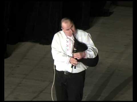 Видео: Божидар Симеонов - участие в благотворителен концерт, 10. 04. 2013