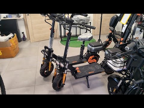 Видео: Визуальное сравнение Kugoo M5 Pro 2023г и Kugoo M5 Pro 2024 #электросамокат #kugoo