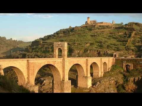 Видео: Испанская гитара и флейта