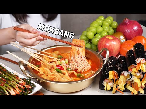 Видео: МУКБАНГ :) кимчи с зеленым луком | маленький gimbap | рыбный суп на | Десерт фруктовый.