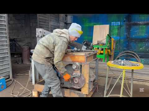 Видео: Самодельный пресс станок для пробивки отверсти